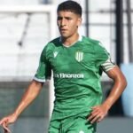 Lo sacaron en el entretiempo porque será jugador de Belgrano